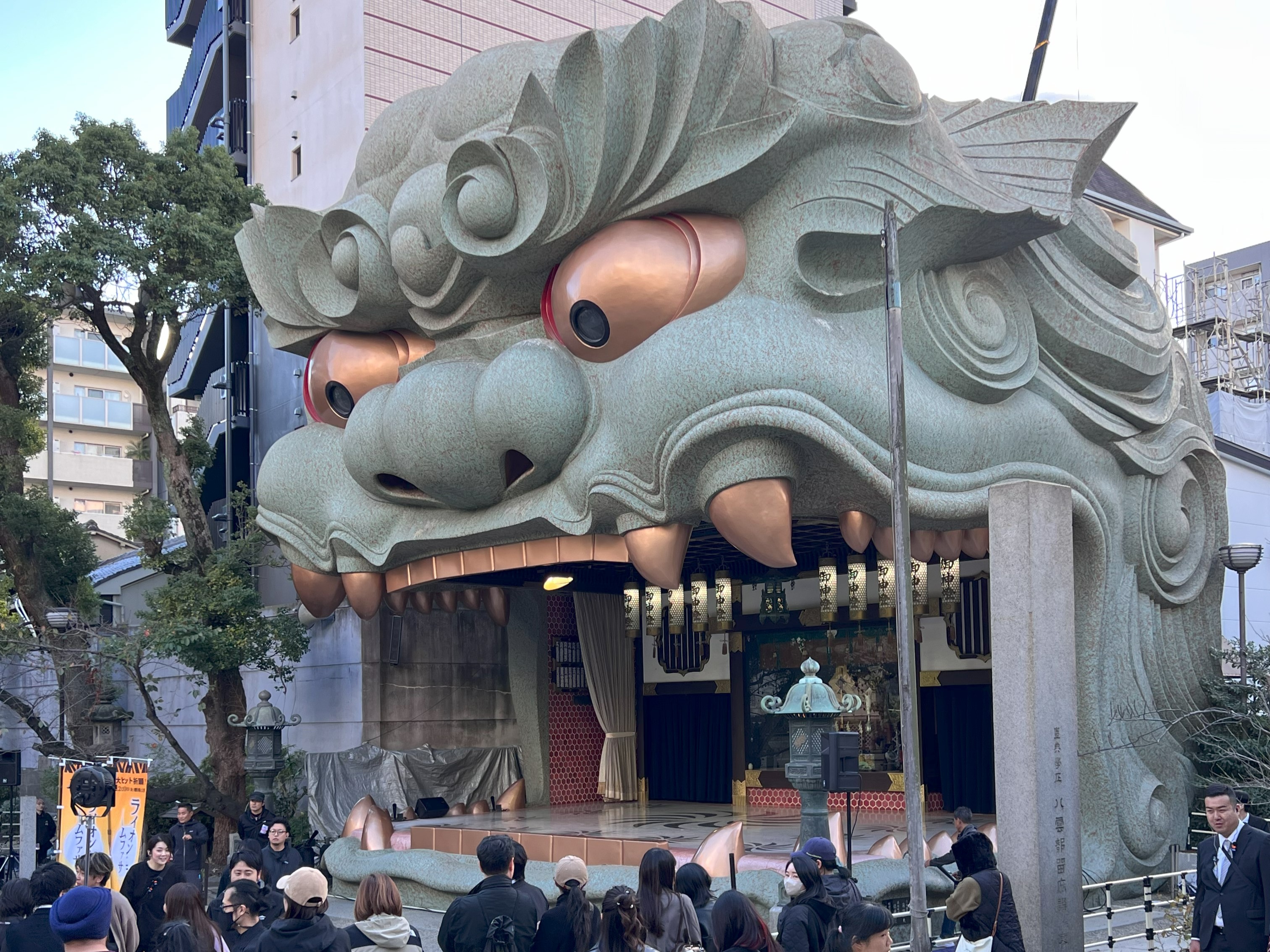 造型醒目的八坂神社